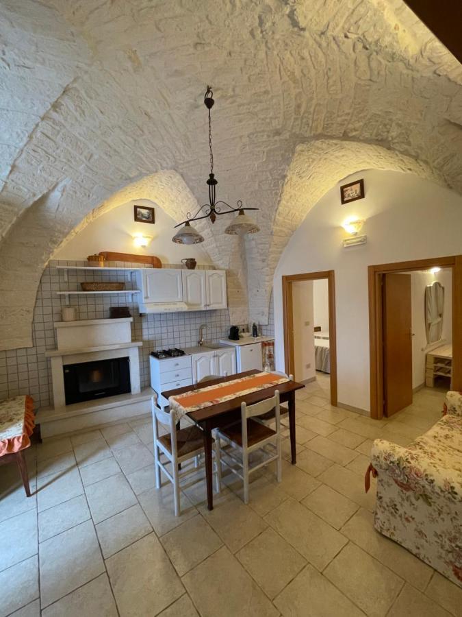 Valle D'Itria Trullo Sovrano Sul Monte Cisternino Εξωτερικό φωτογραφία